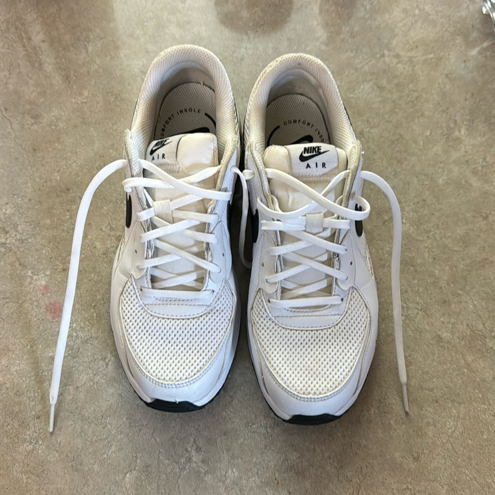 Women’s Nike AirMax shoes